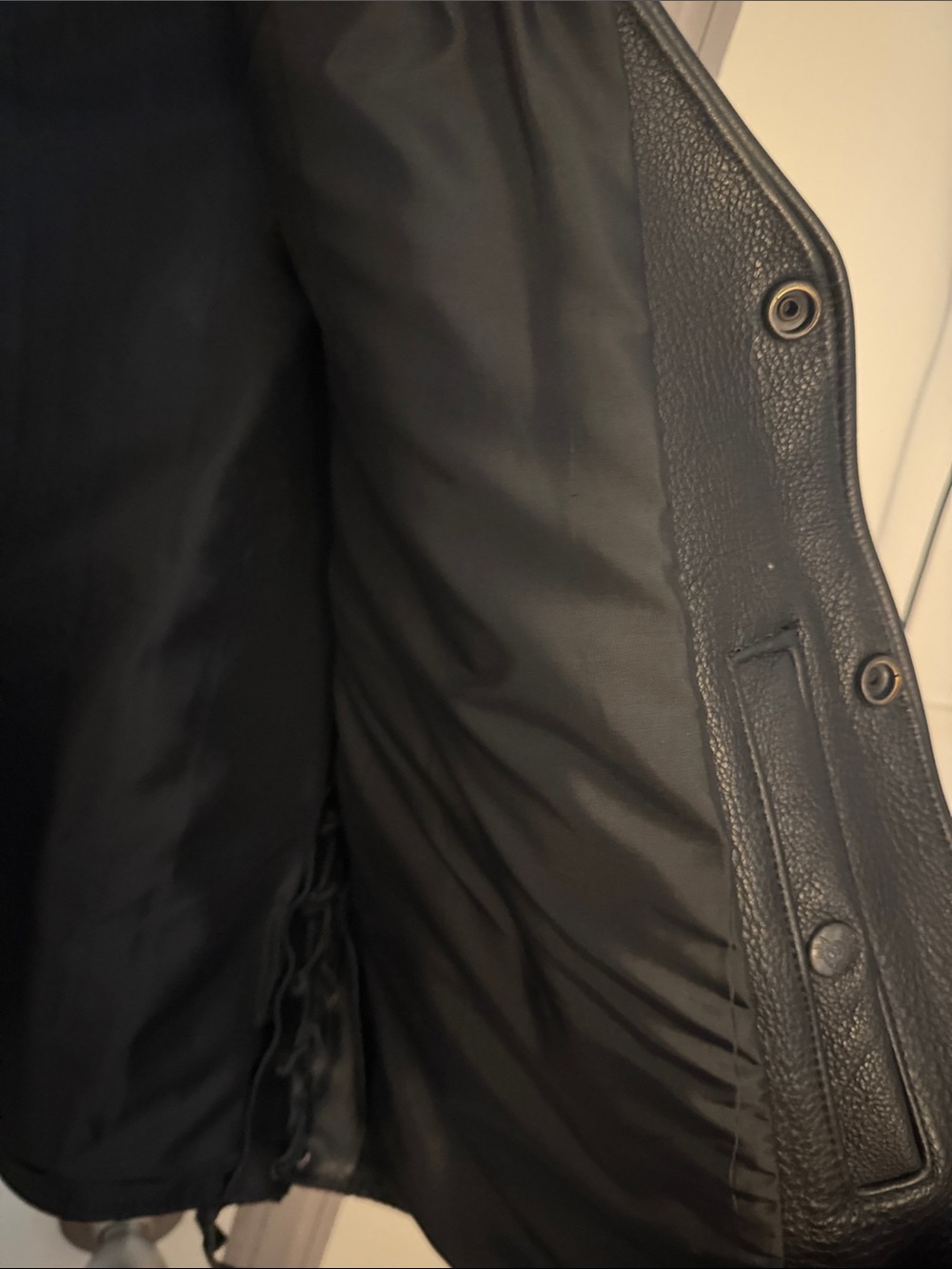 BRANDED Classic Black Leather Men's Vest - Unbranded - Picture 10 of 10